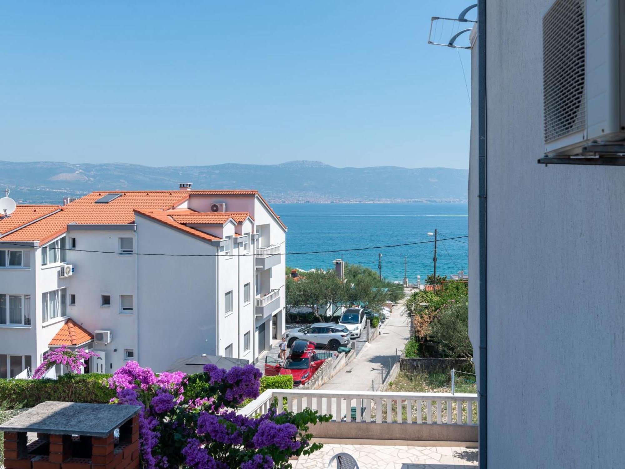 Apartment Miljus By Interhome Trogir Exterior foto